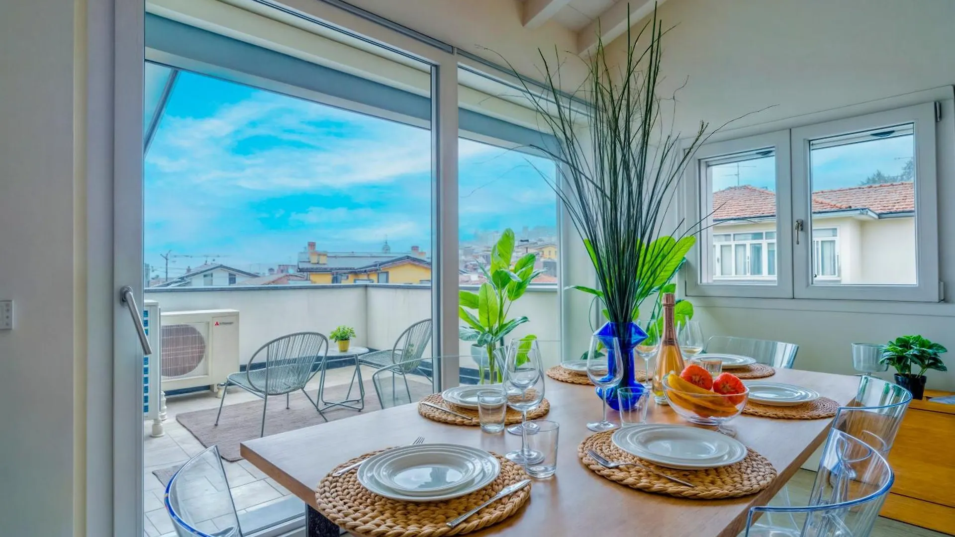 Penthouse Iseo Lake View - Free Wi-Fi And Private Parking Included Sale Marasino