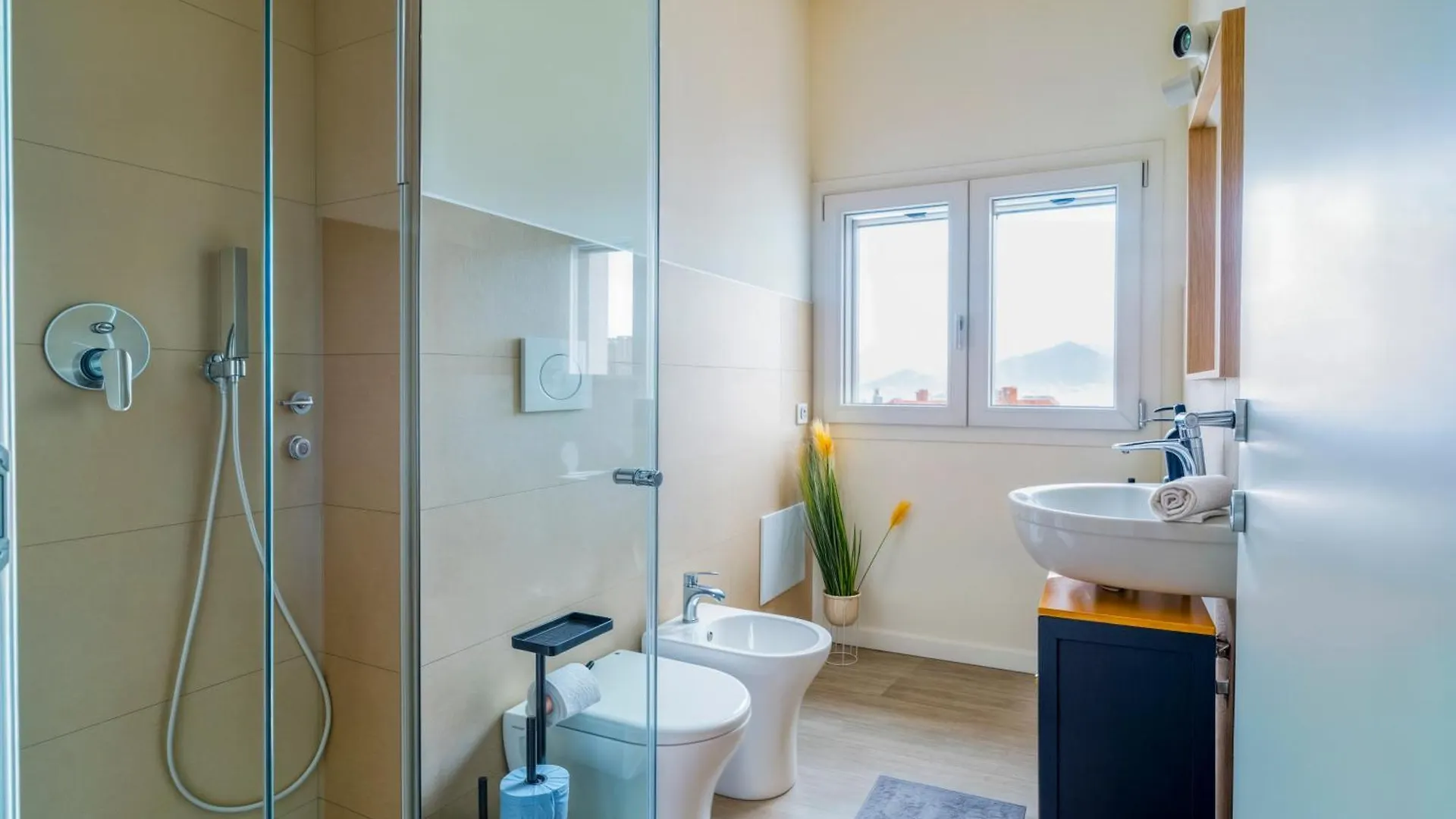 Apartamento Penthouse Iseo Lake View - Free Wi-Fi And Private Parking Included Sale Marasino