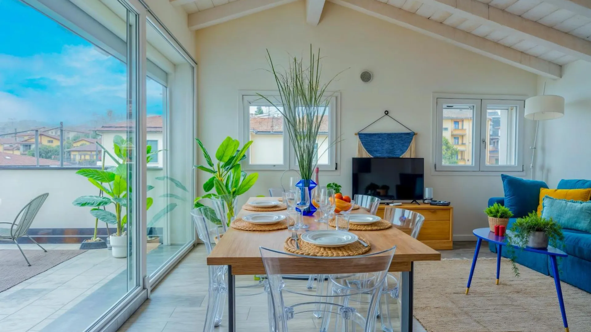 Penthouse Iseo Lake View - Free Wi-Fi And Private Parking Included Sale Marasino Apartamento